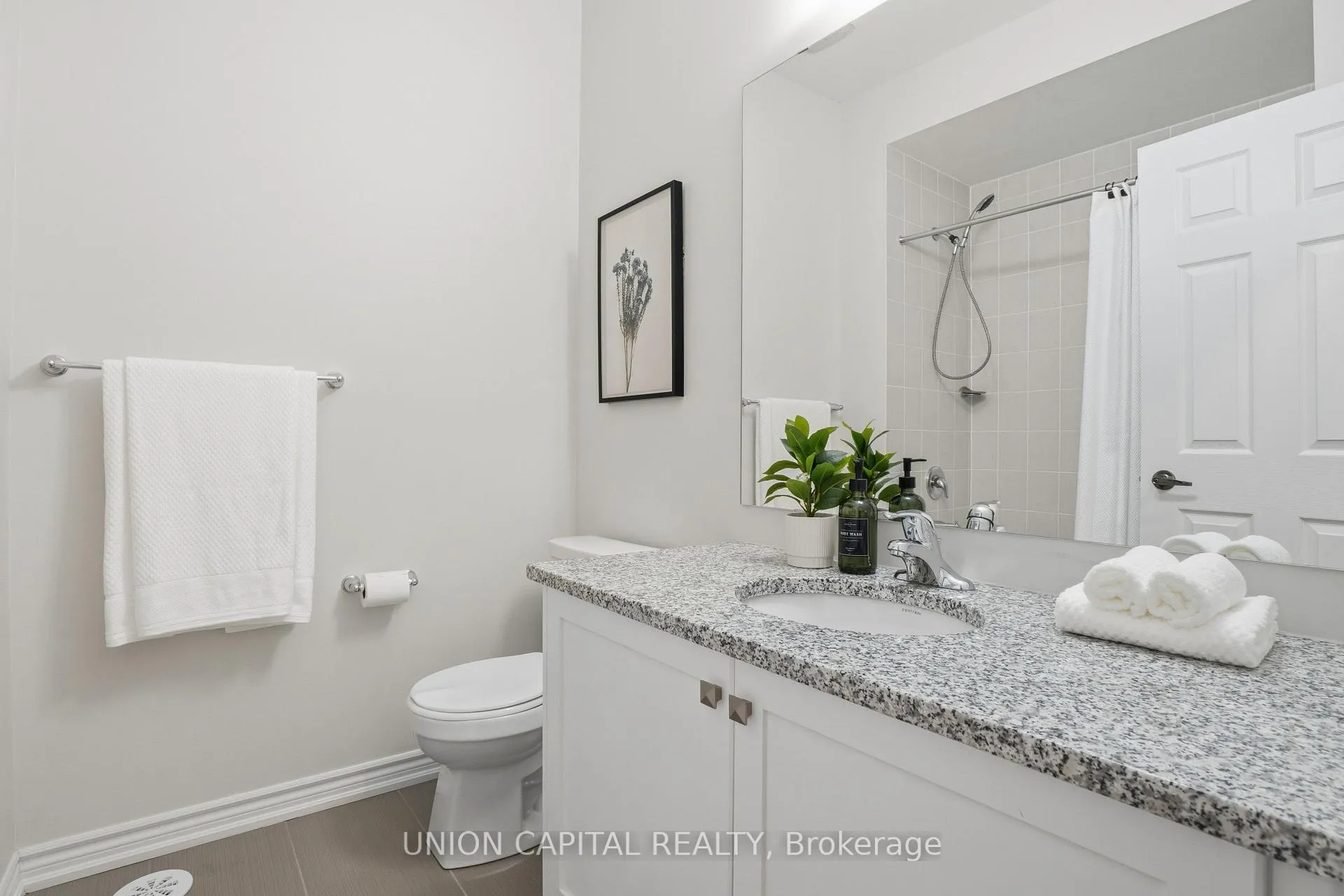 Photo 22 of 9 Isabella Peach Drive, Markham, Victoria Square — HOMEH