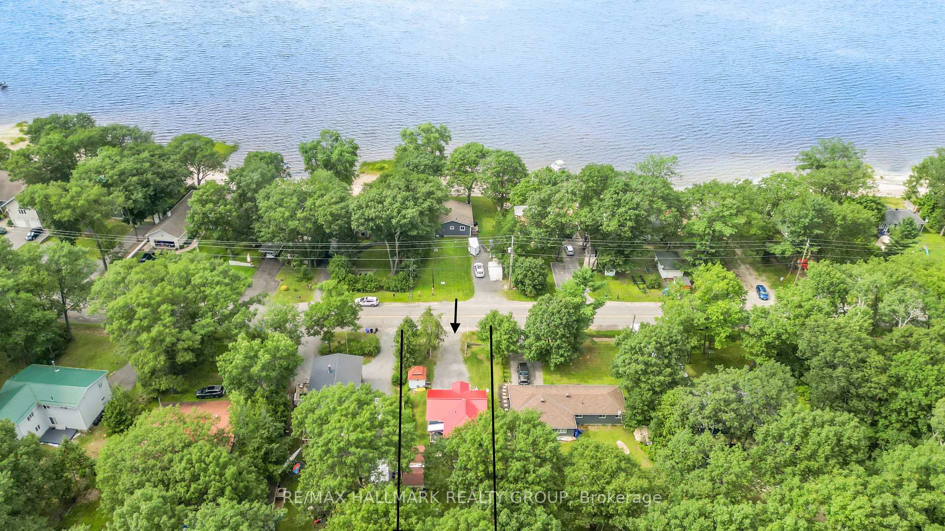 Front of 715 Bayview Drive