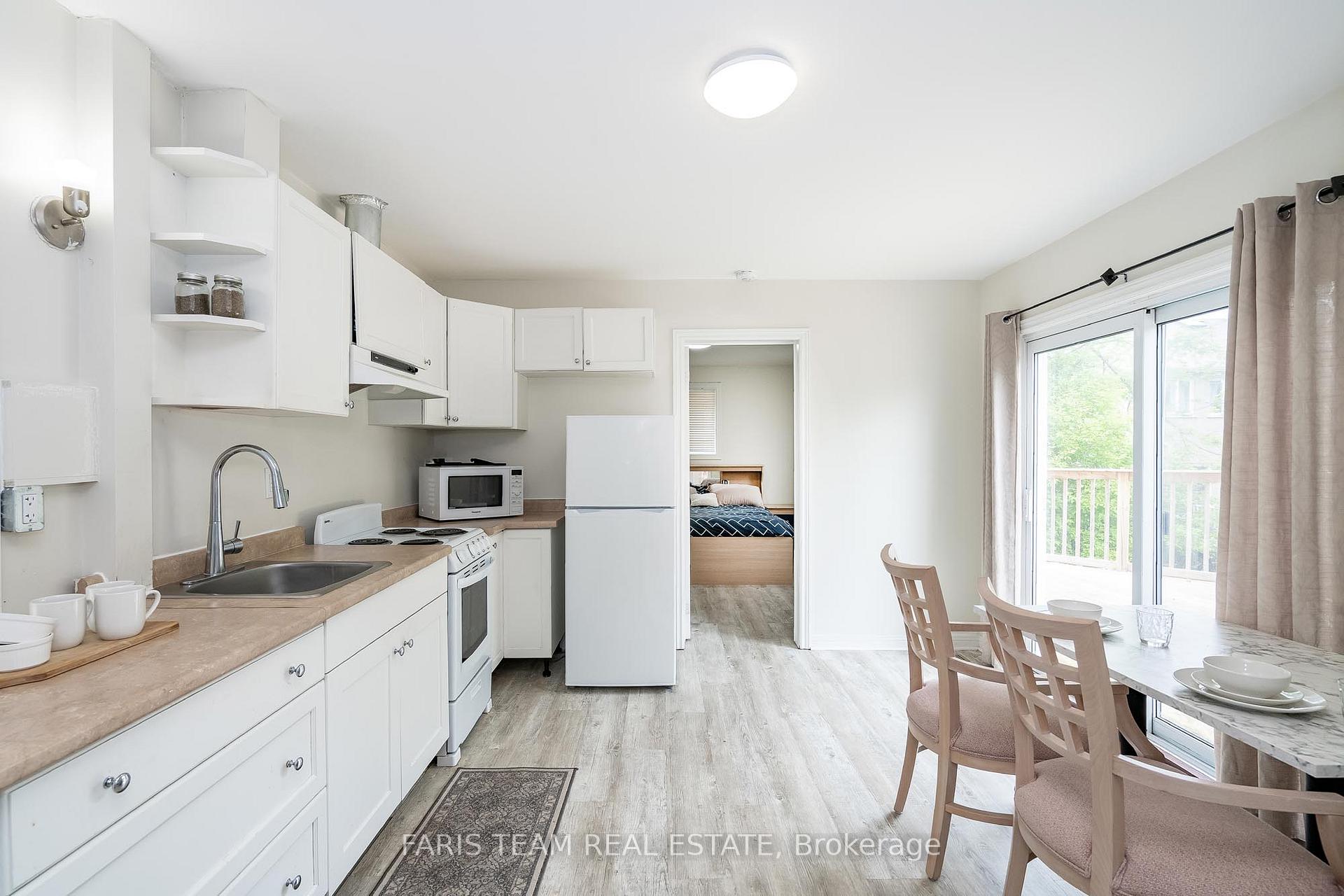 Photo 5 of 143 Burton Avenue, Barrie, Allandale — HOMEH