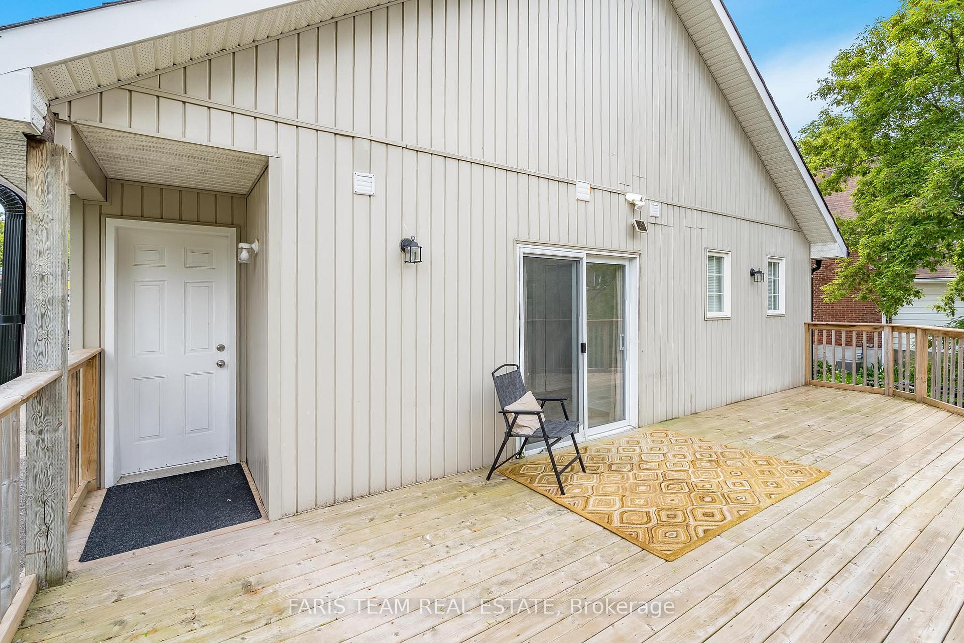 Photo 18 of 143 Burton Avenue, Barrie, Allandale — HOMEH