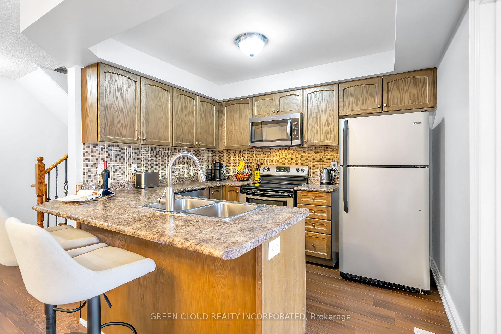 Photo 16 of 42 Hesketh Road, Ajax, Central East — HOMEH