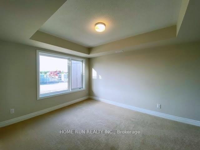 Photo 4 of 107 Kyanite Lane, Ottawa, Barrhaven - Heritage Park — HOMEH