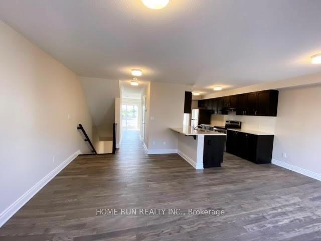 Photo 8 of 107 Kyanite Lane, Ottawa, Barrhaven - Heritage Park — HOMEH