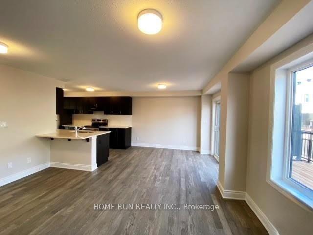Photo 9 of 107 Kyanite Lane, Ottawa, Barrhaven - Heritage Park — HOMEH