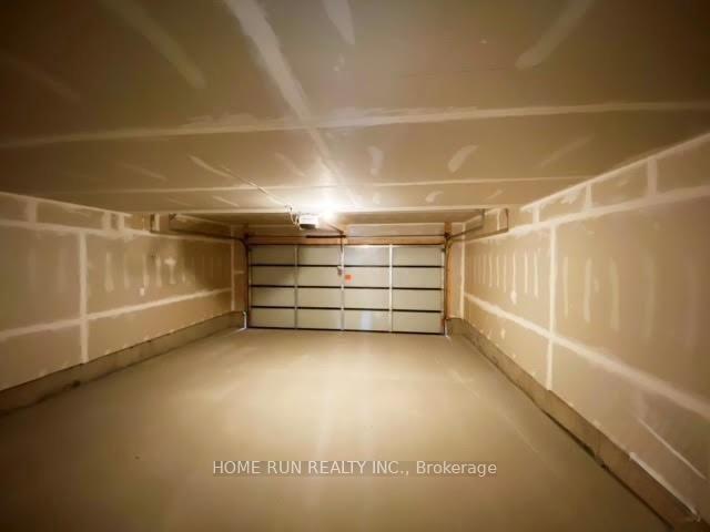 Photo 21 of 107 Kyanite Lane, Ottawa, Barrhaven - Heritage Park — HOMEH