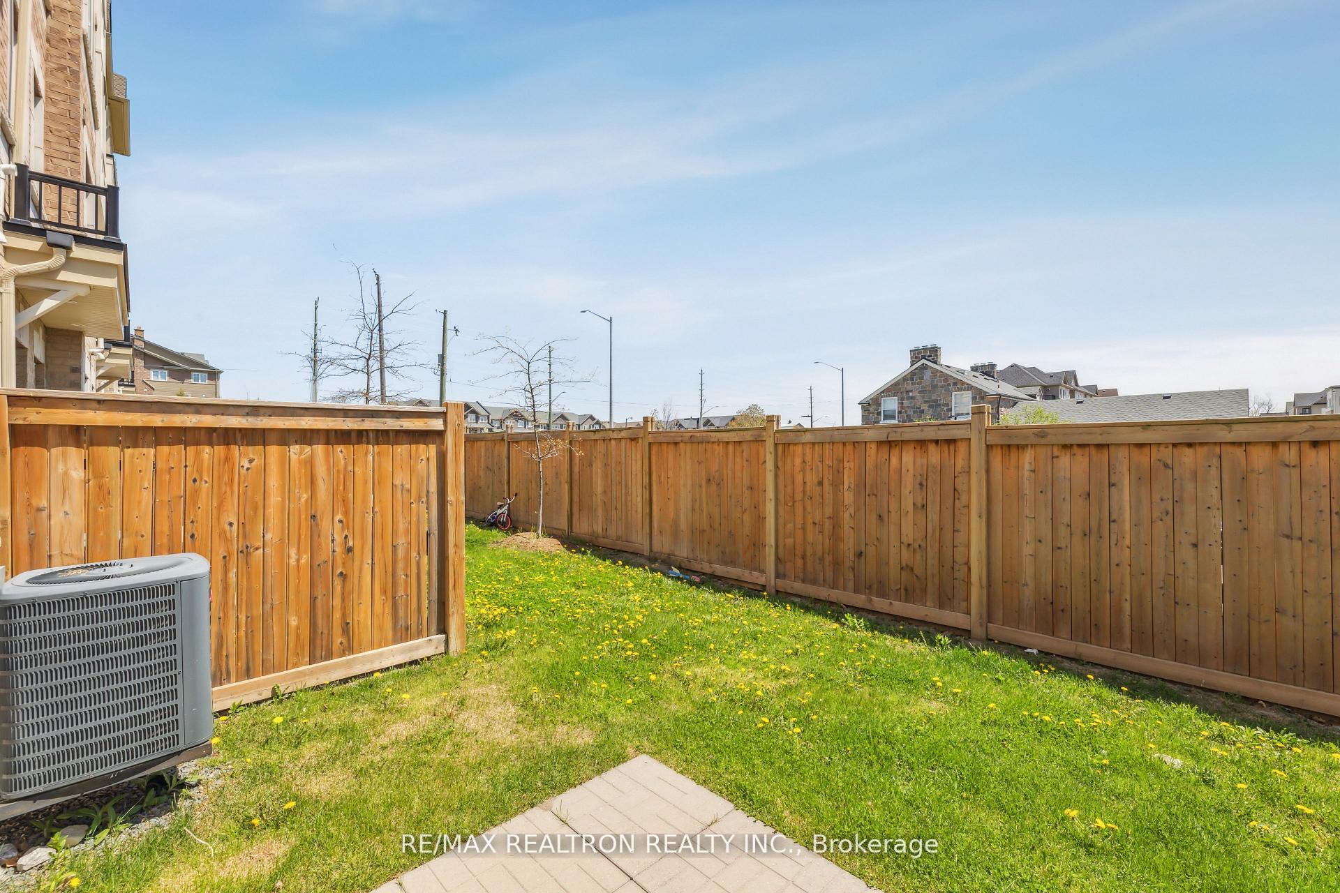 Photo 29 of 25 Christabelle Path, Oshawa, Windfields — HOMEH
