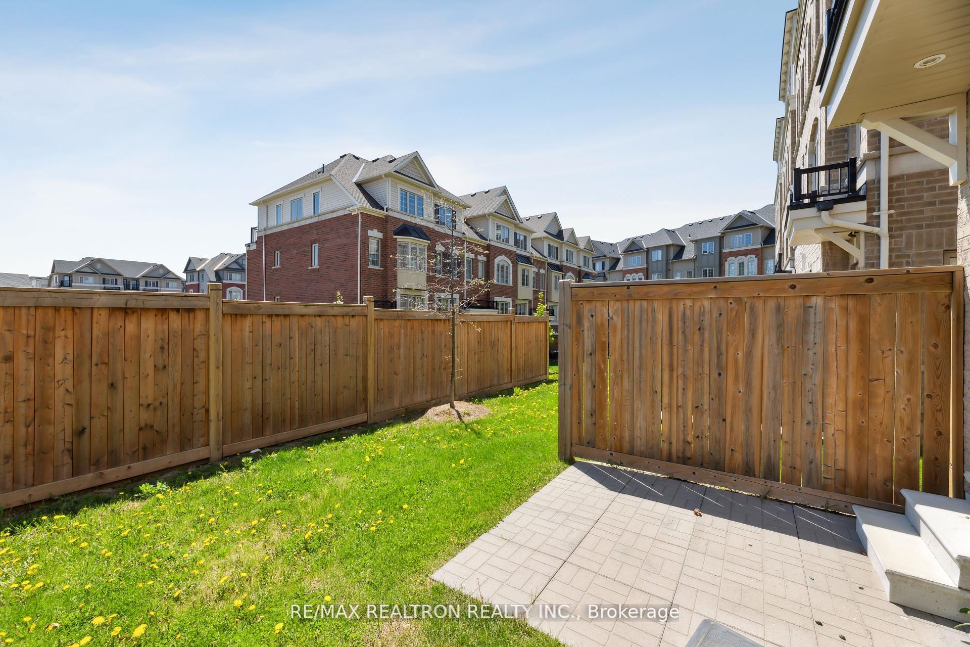 Photo 31 of 25 Christabelle Path, Oshawa, Windfields — HOMEH