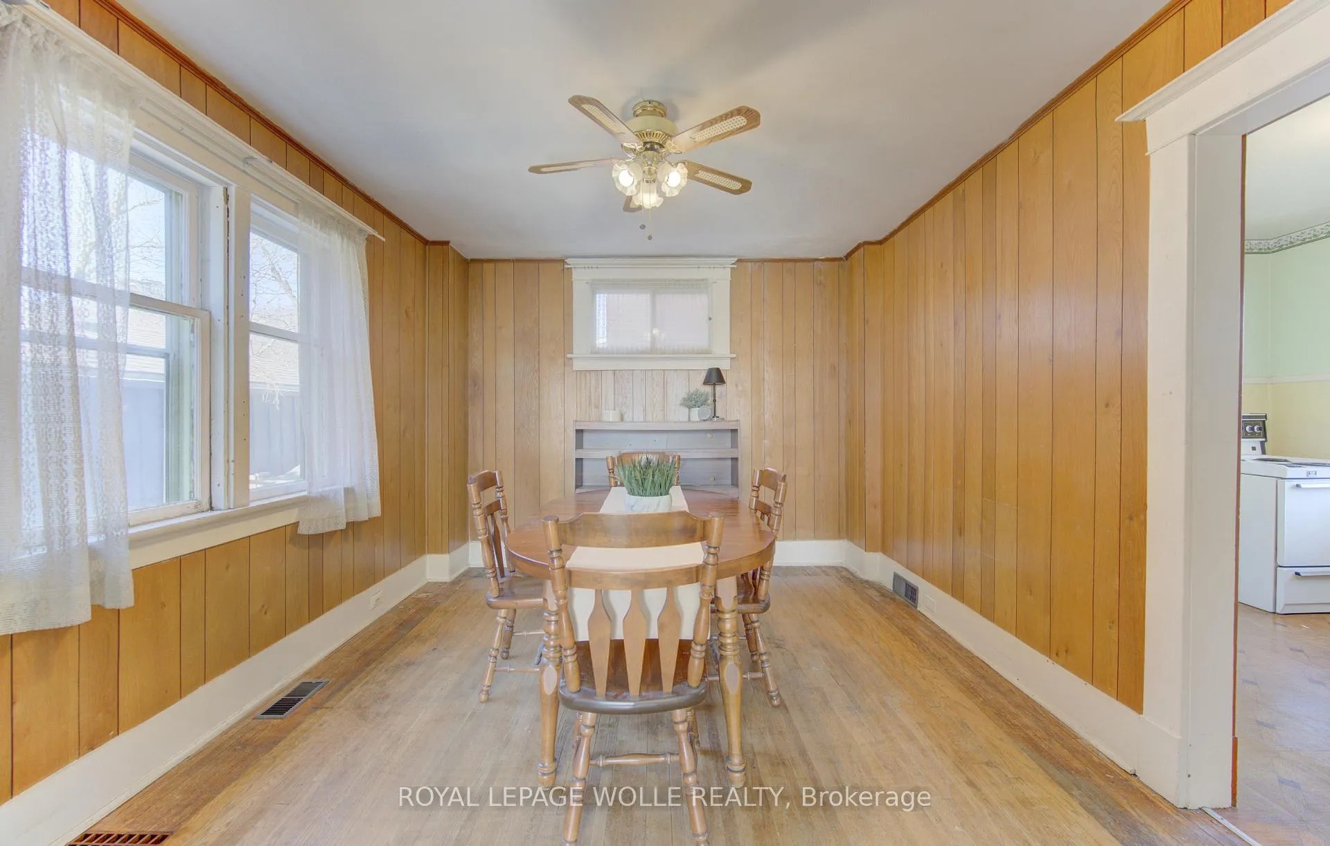 Photo 12 of 40 Union Street E, Waterloo — HOMEH