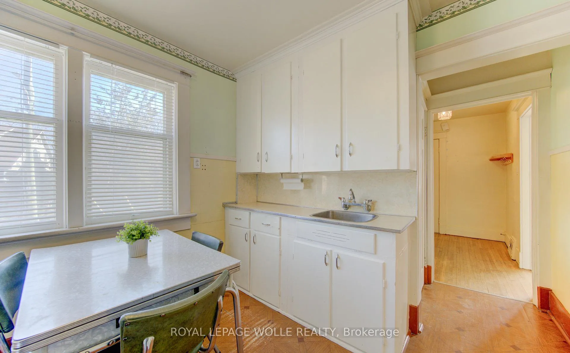 Photo 16 of 40 Union Street E, Waterloo — HOMEH