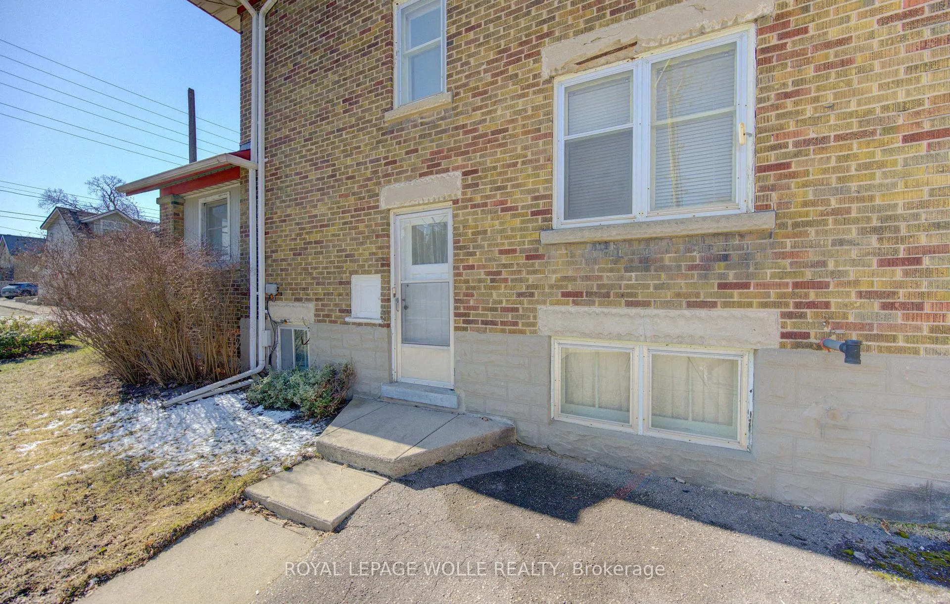 Photo 26 of 40 Union Street E, Waterloo — HOMEH