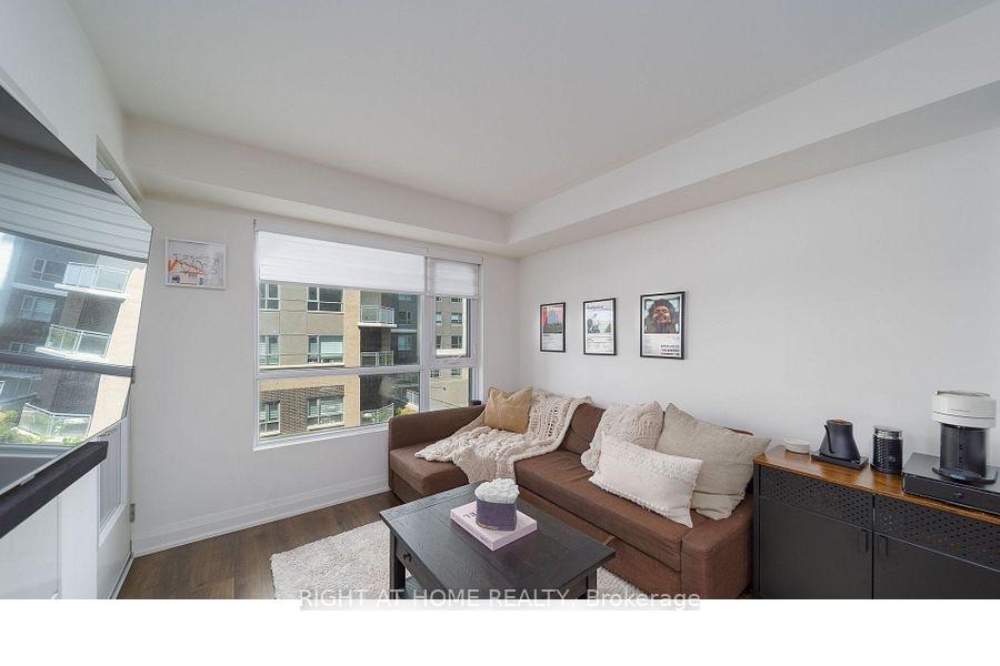 Photo 6 of Unit 205, 58 Lakeside Terrace, Barrie, Little Lake — HOMEH