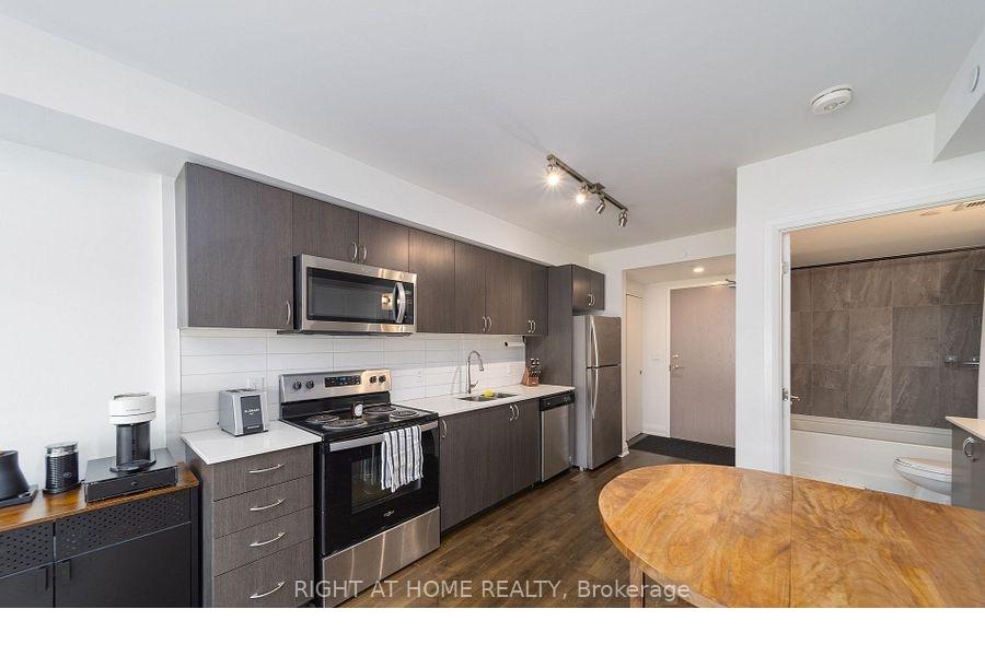 Photo 7 of Unit 205, 58 Lakeside Terrace, Barrie, Little Lake — HOMEH