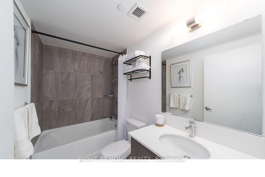 Photo 9 of Unit 205, 58 Lakeside Terrace, Barrie, Little Lake — HOMEH