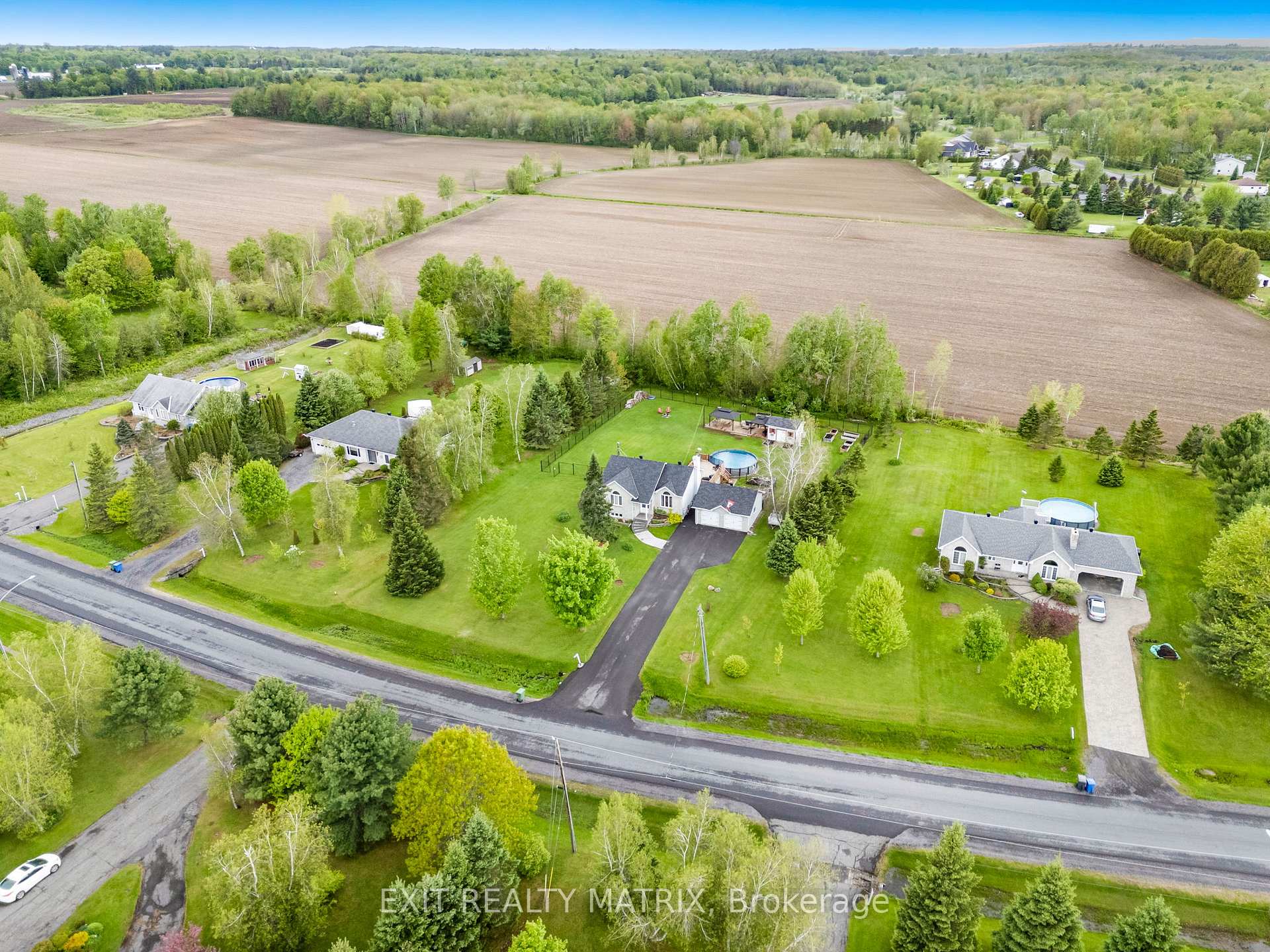 Photo 36 of 2140 Bedard Street, Champlain, Champlain Twp — HOMEH
