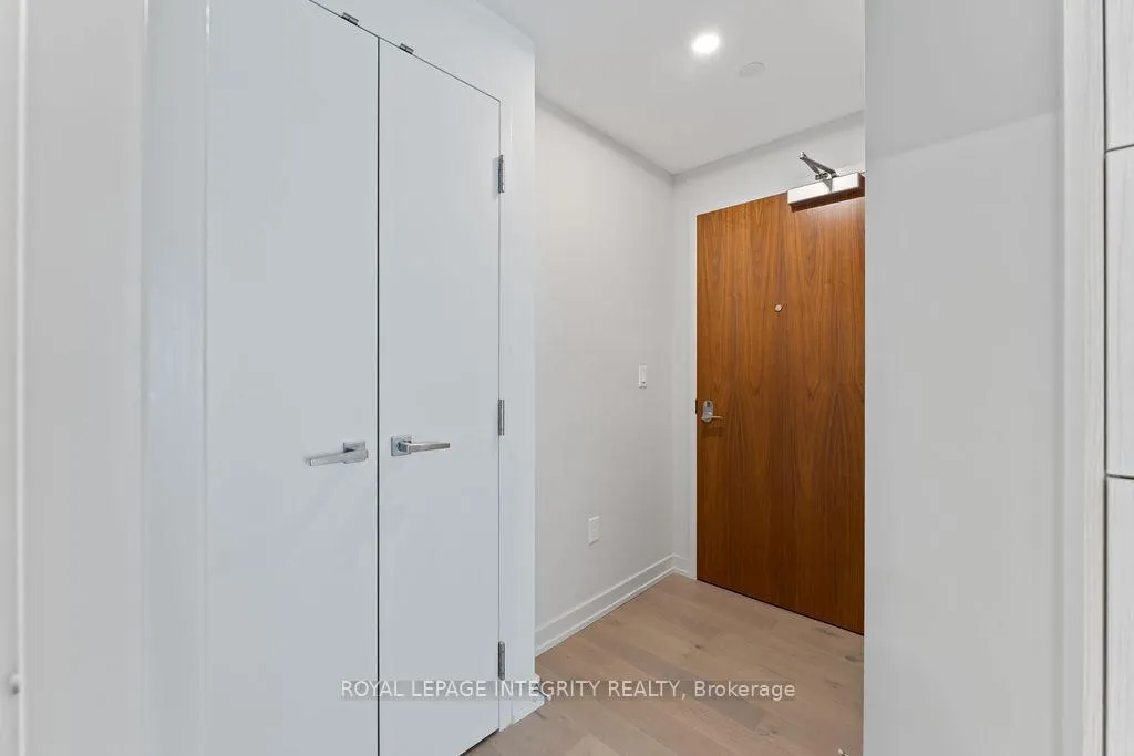 Photo 5 of Unit 802, 101 Queen Street, Ottawa, Ottawa Centre — HOMEH