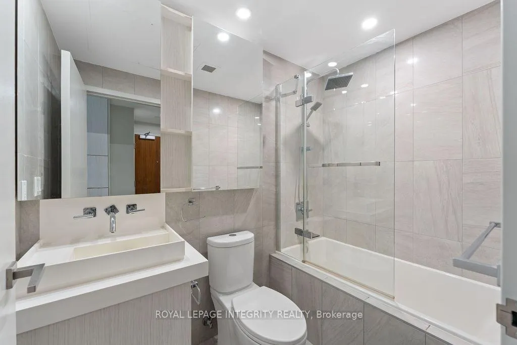 Photo 15 of Unit 802, 101 Queen Street, Ottawa, Ottawa Centre — HOMEH