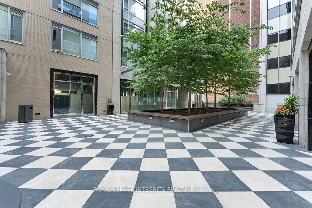 Photo 17 of Unit 802, 101 Queen Street, Ottawa, Ottawa Centre — HOMEH