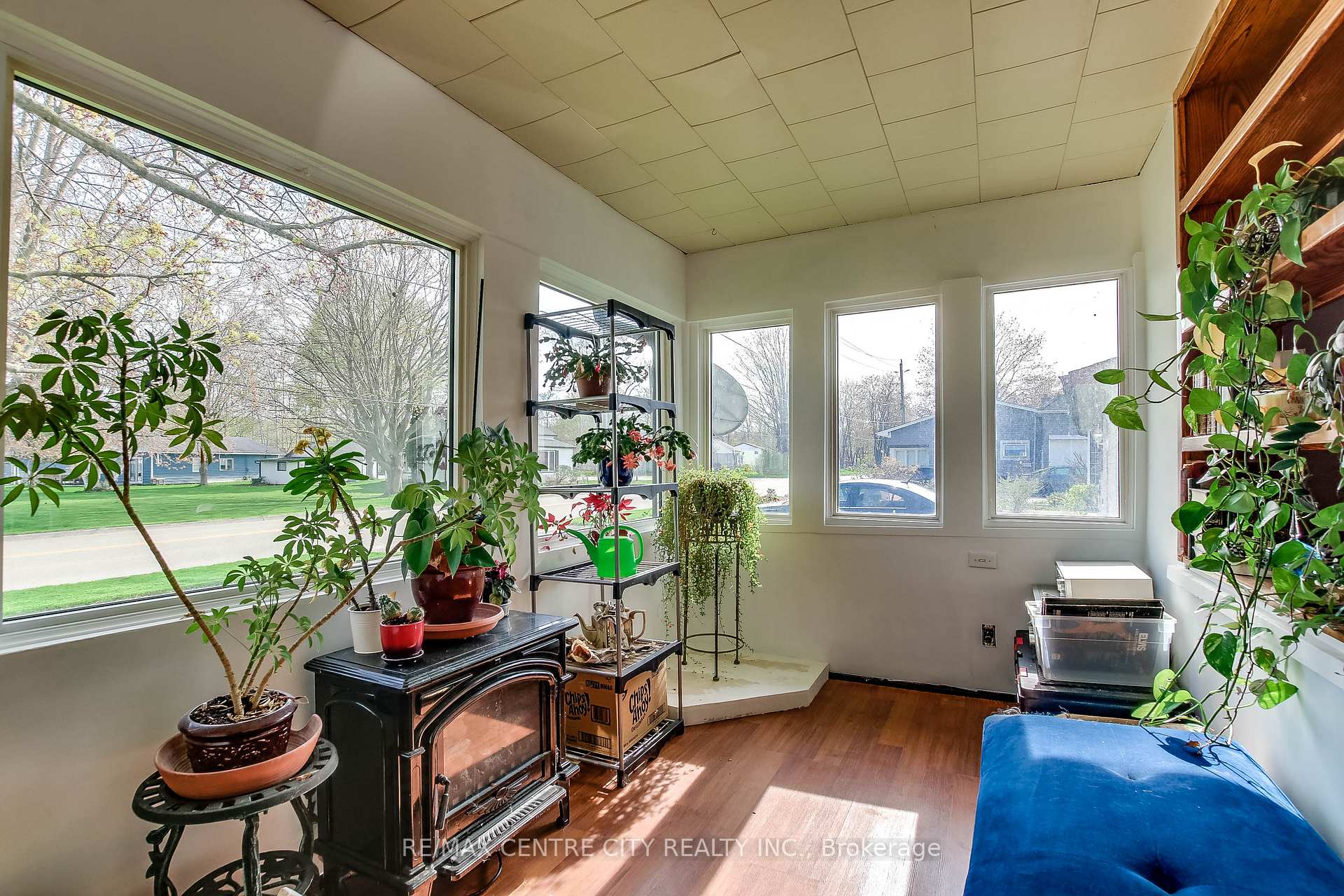 Photo 4 of 355 Warren Street, Central Elgin, Rural Central Elgin — HOMEH