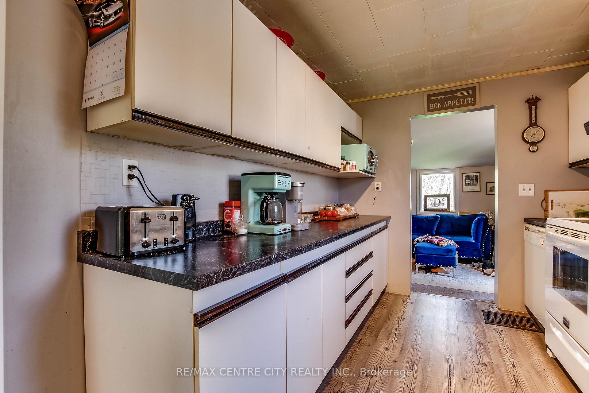 Photo 13 of 355 Warren Street, Central Elgin, Rural Central Elgin — HOMEH