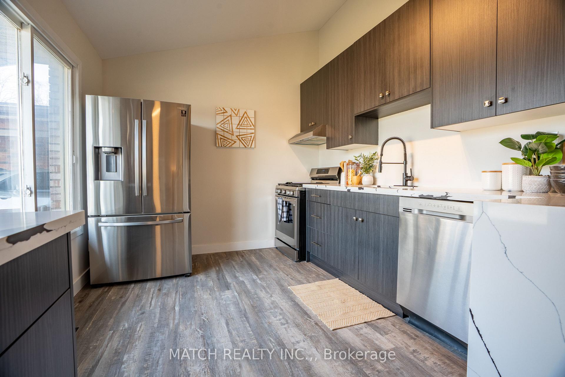 Photo 7 of 72 Randolf Crescent, Chatham-Kent, Chatham — HOMEH