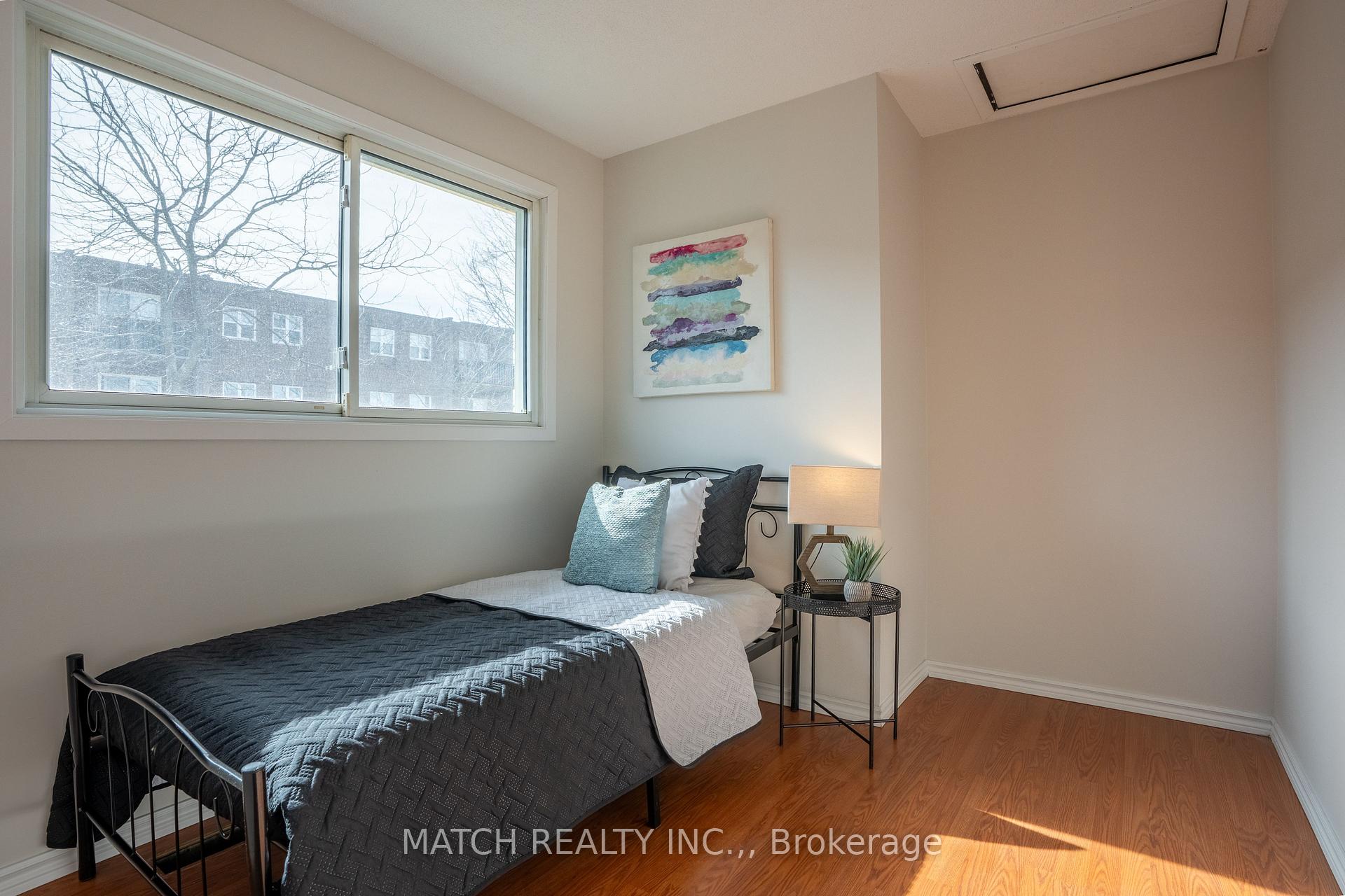 Photo 17 of 72 Randolf Crescent, Chatham-Kent, Chatham — HOMEH