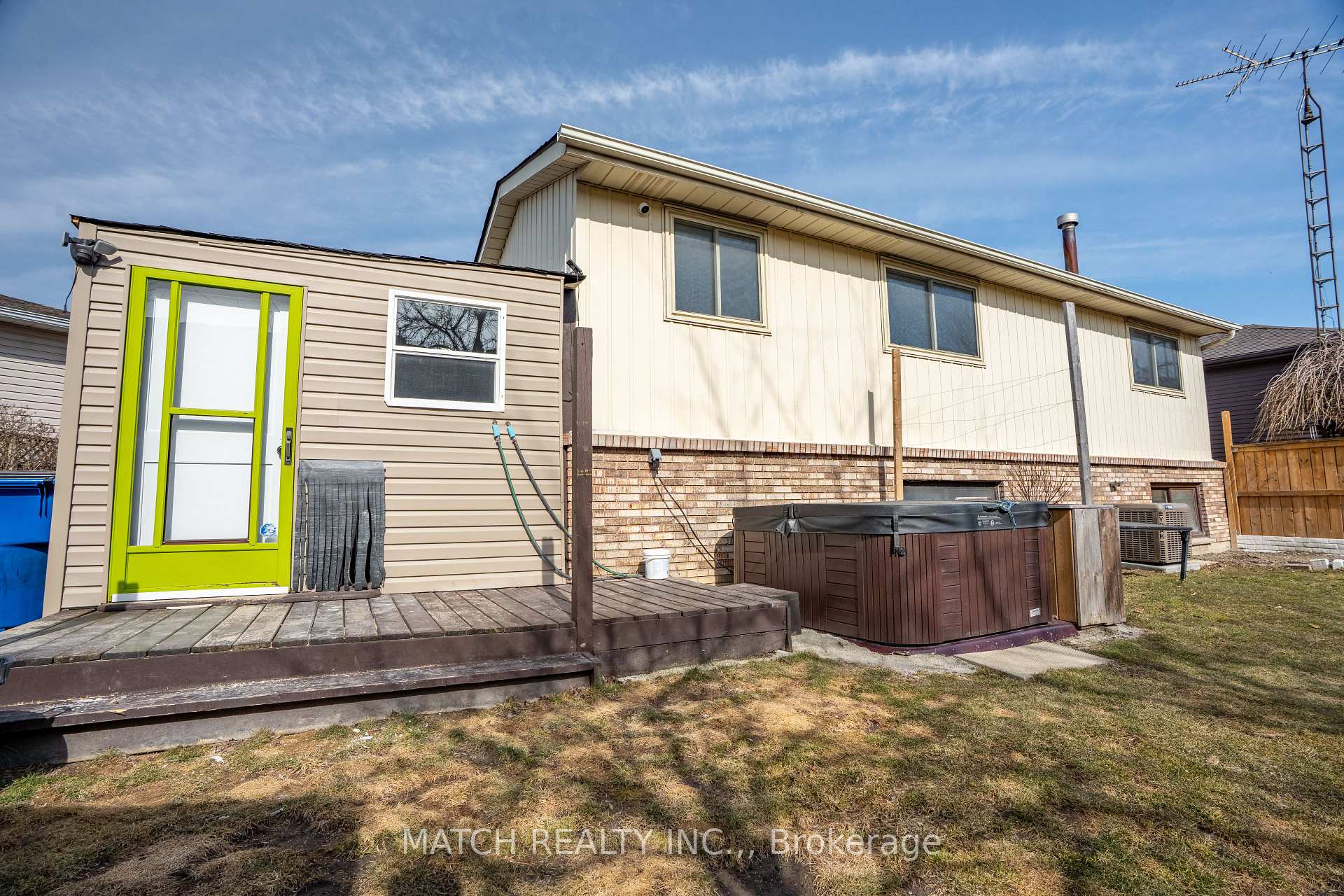 Photo 36 of 72 Randolf Crescent, Chatham-Kent, Chatham — HOMEH