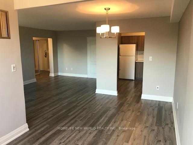 Photo 4 of Unit 305, 5 Shady Golfway, Toronto, Flemingdon Park — HOMEH