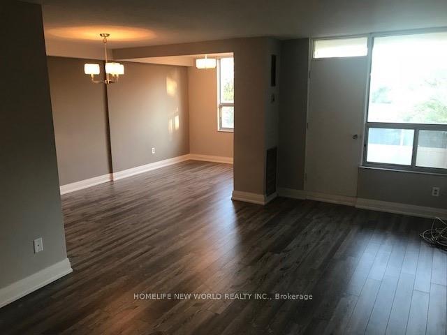 Photo 5 of Unit 305, 5 Shady Golfway, Toronto, Flemingdon Park — HOMEH