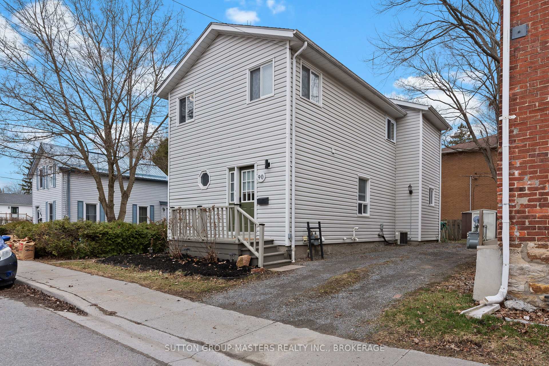 Photo 2 of 90 Hickory Street, Gananoque — HOMEH