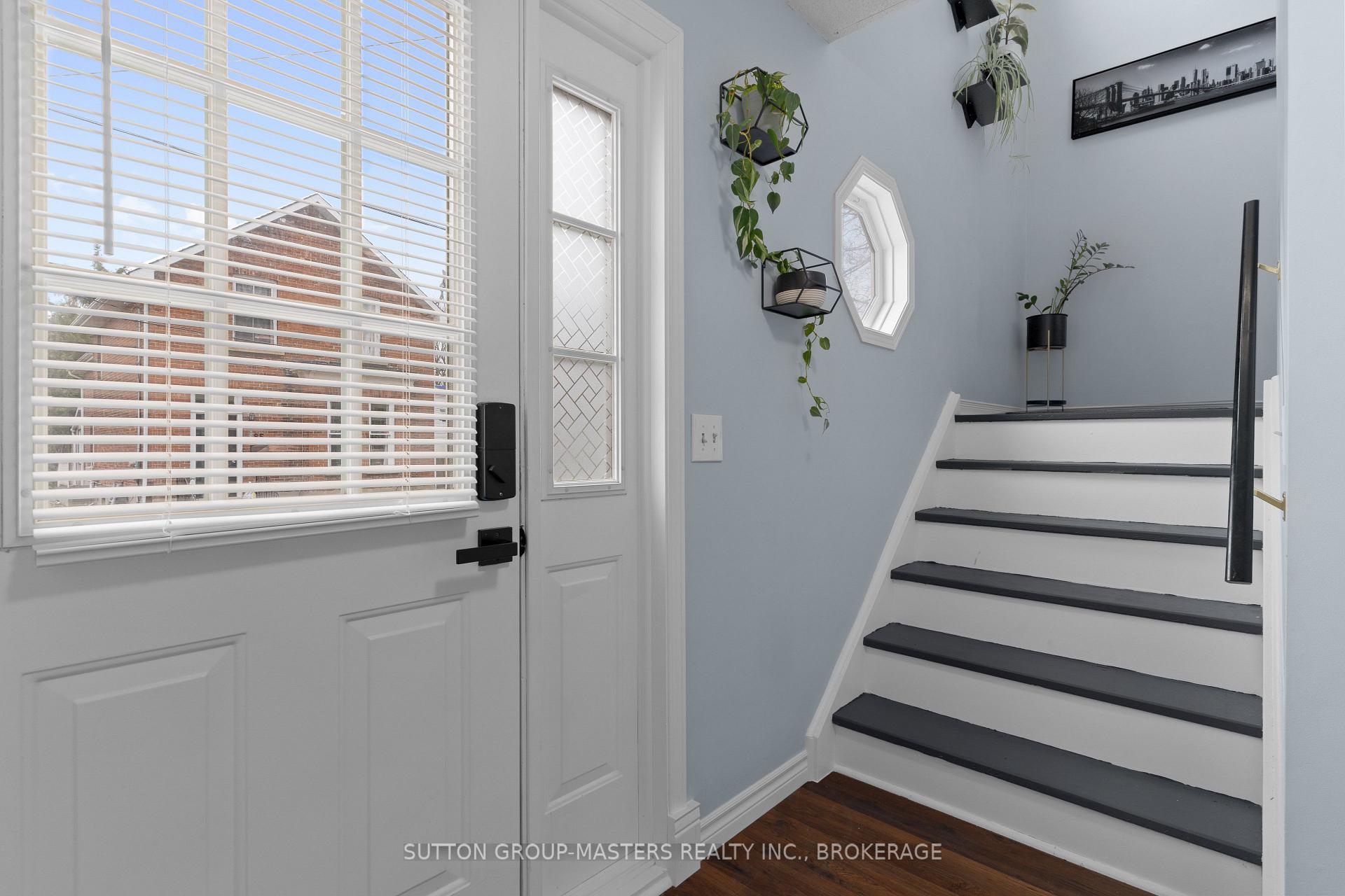 Photo 4 of 90 Hickory Street, Gananoque — HOMEH