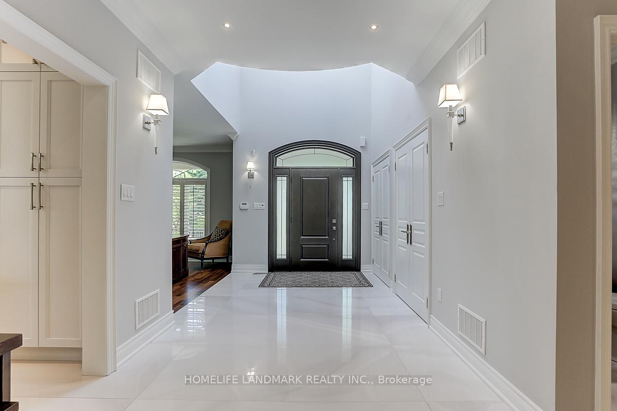 Photo 9 of 42 Monkman Court, Aurora, Aurora Estates — HOMEH