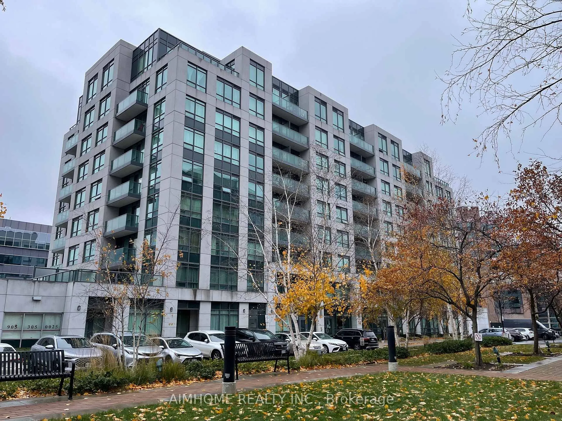 Front of Unit 819, 32 Clegg Road