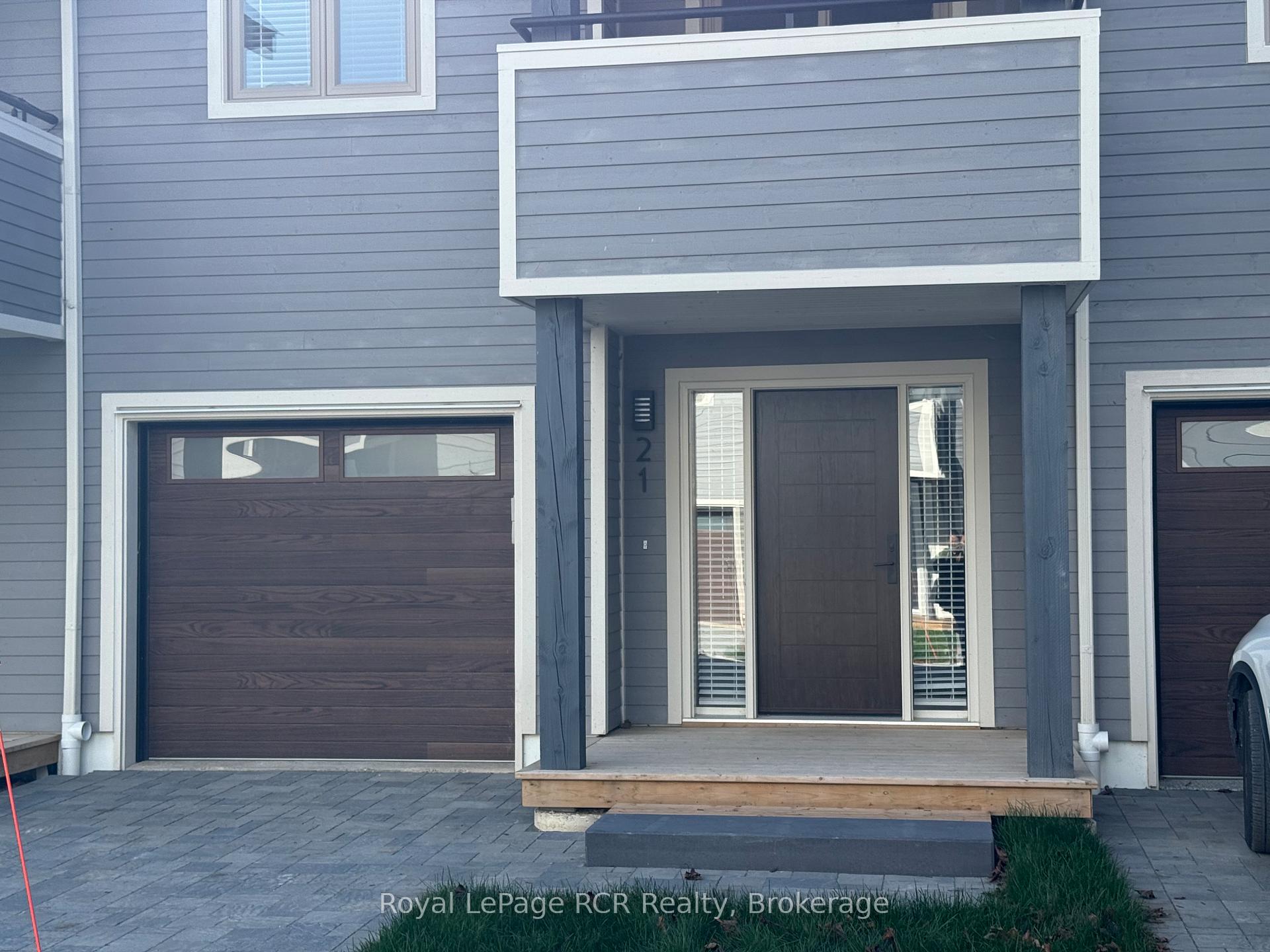Photo 2 of 21 Starboard Road, Collingwood — HOMEH