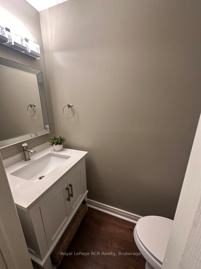 Photo 5 of 21 Starboard Road, Collingwood — HOMEH