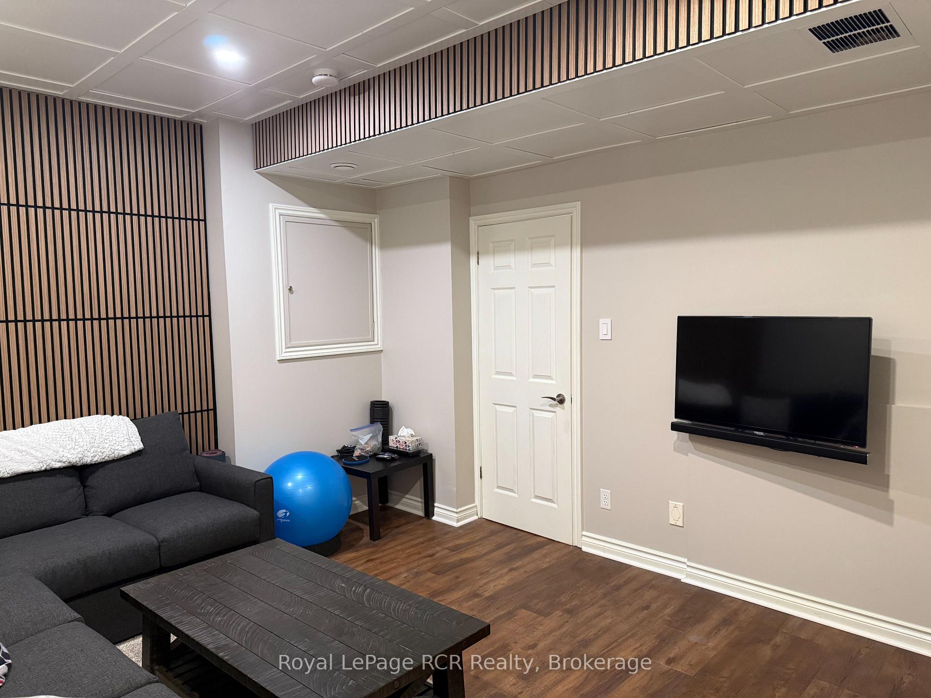Photo 8 of 21 Starboard Road, Collingwood — HOMEH