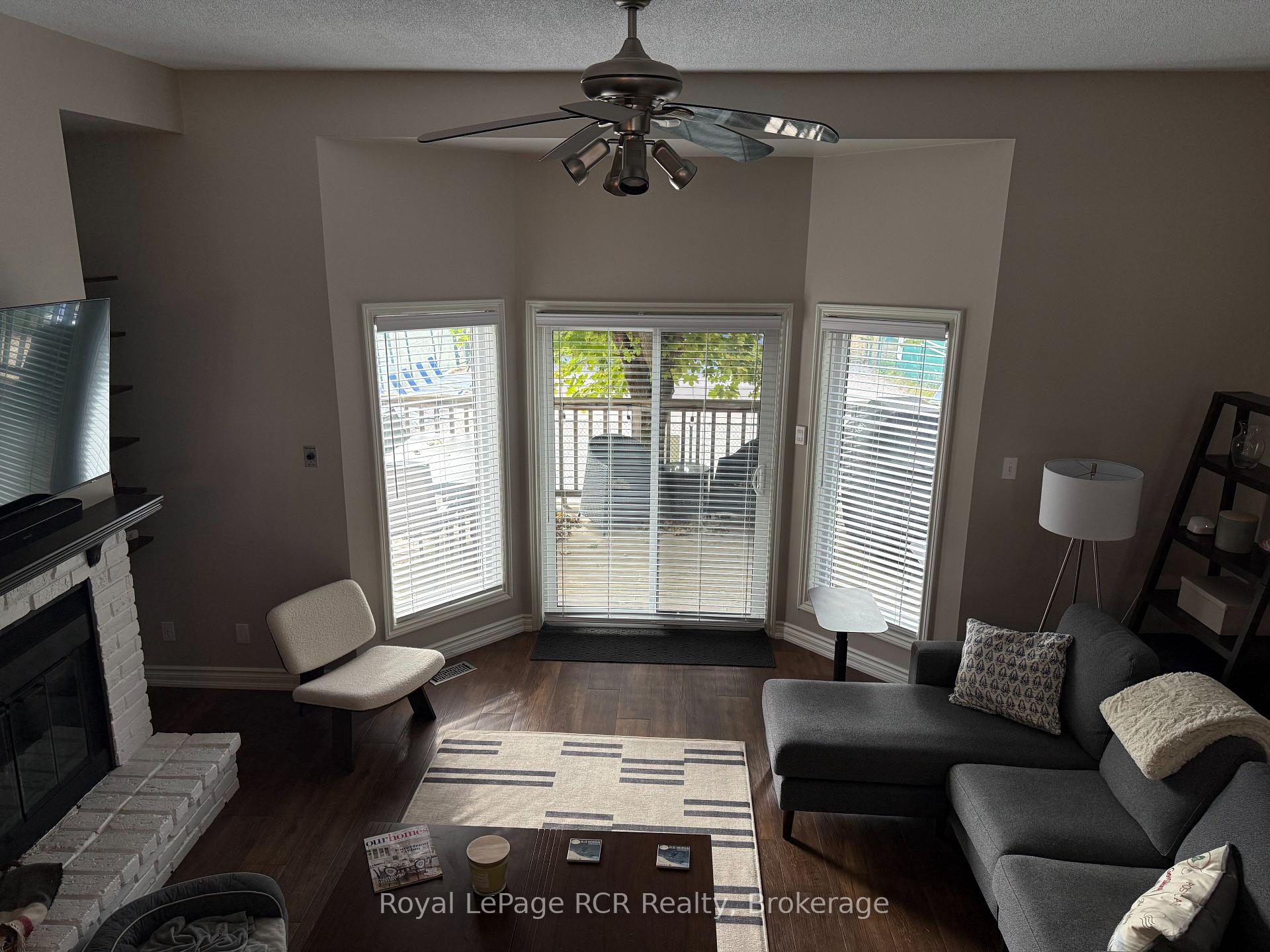 Photo 15 of 21 Starboard Road, Collingwood — HOMEH