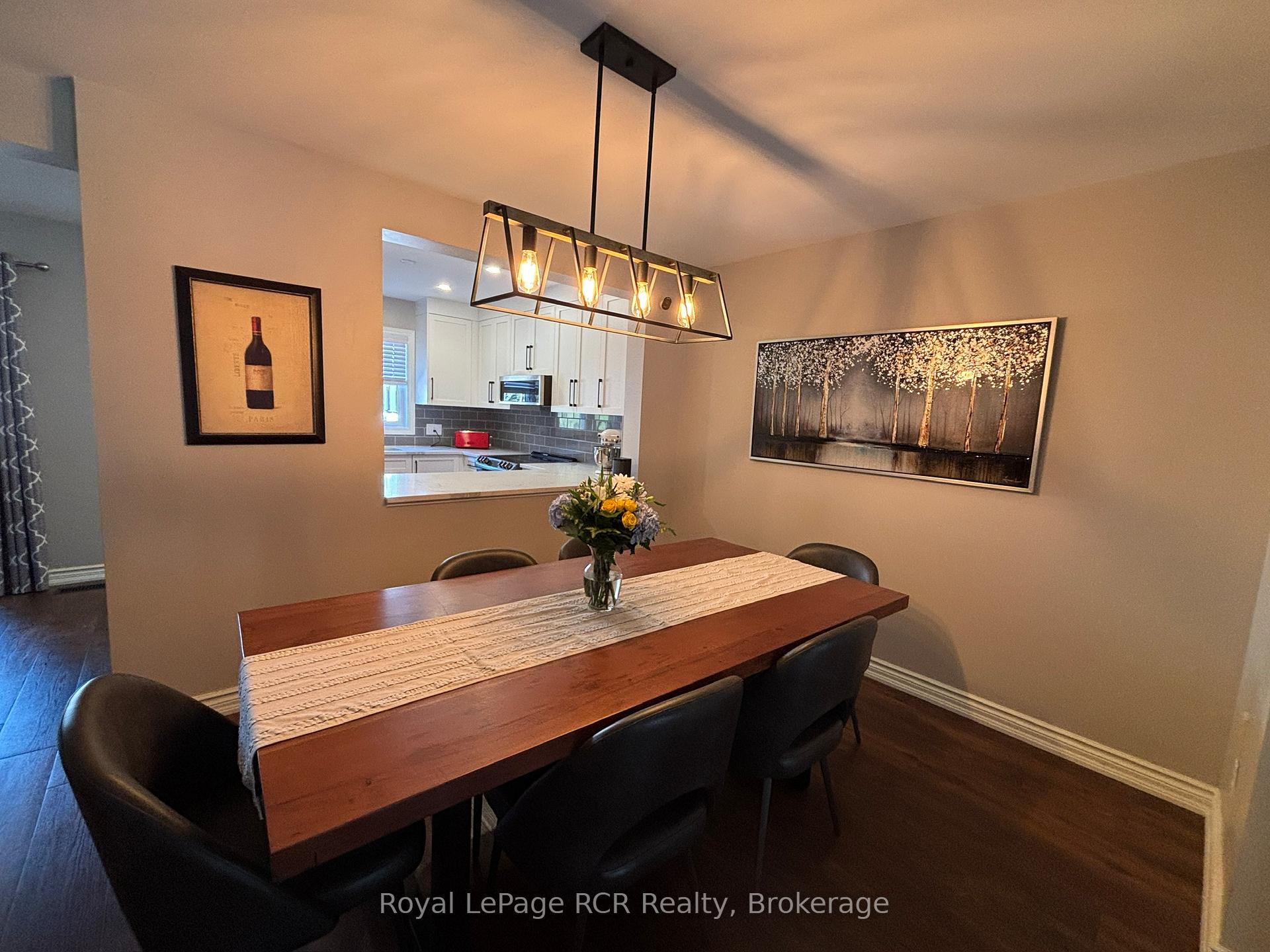 Photo 19 of 21 Starboard Road, Collingwood — HOMEH