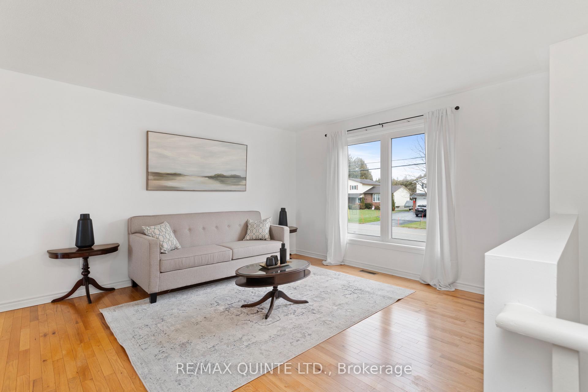 Photo 4 of 102 Cedar Street, Brighton — HOMEH