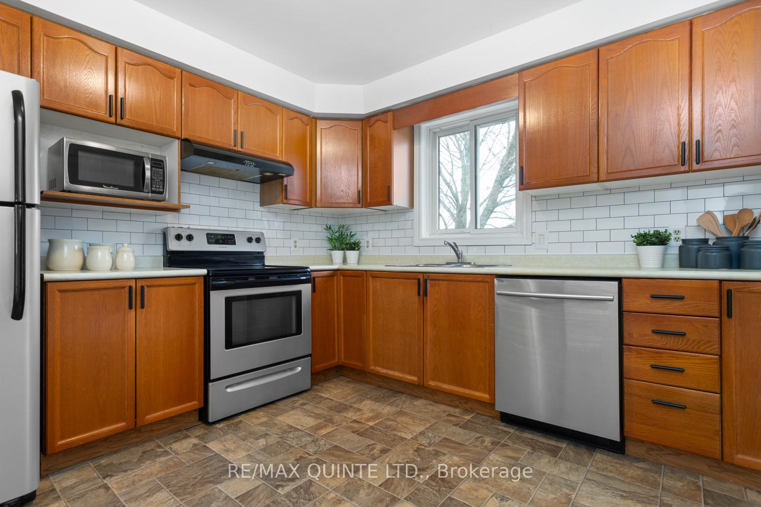 Photo 15 of 102 Cedar Street, Brighton — HOMEH