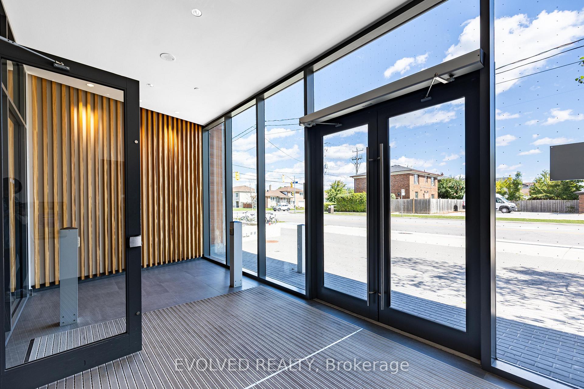 Photo 3 of Unit 620, 120 varna Drive, Toronto, Englemount-Lawrence — HOMEH