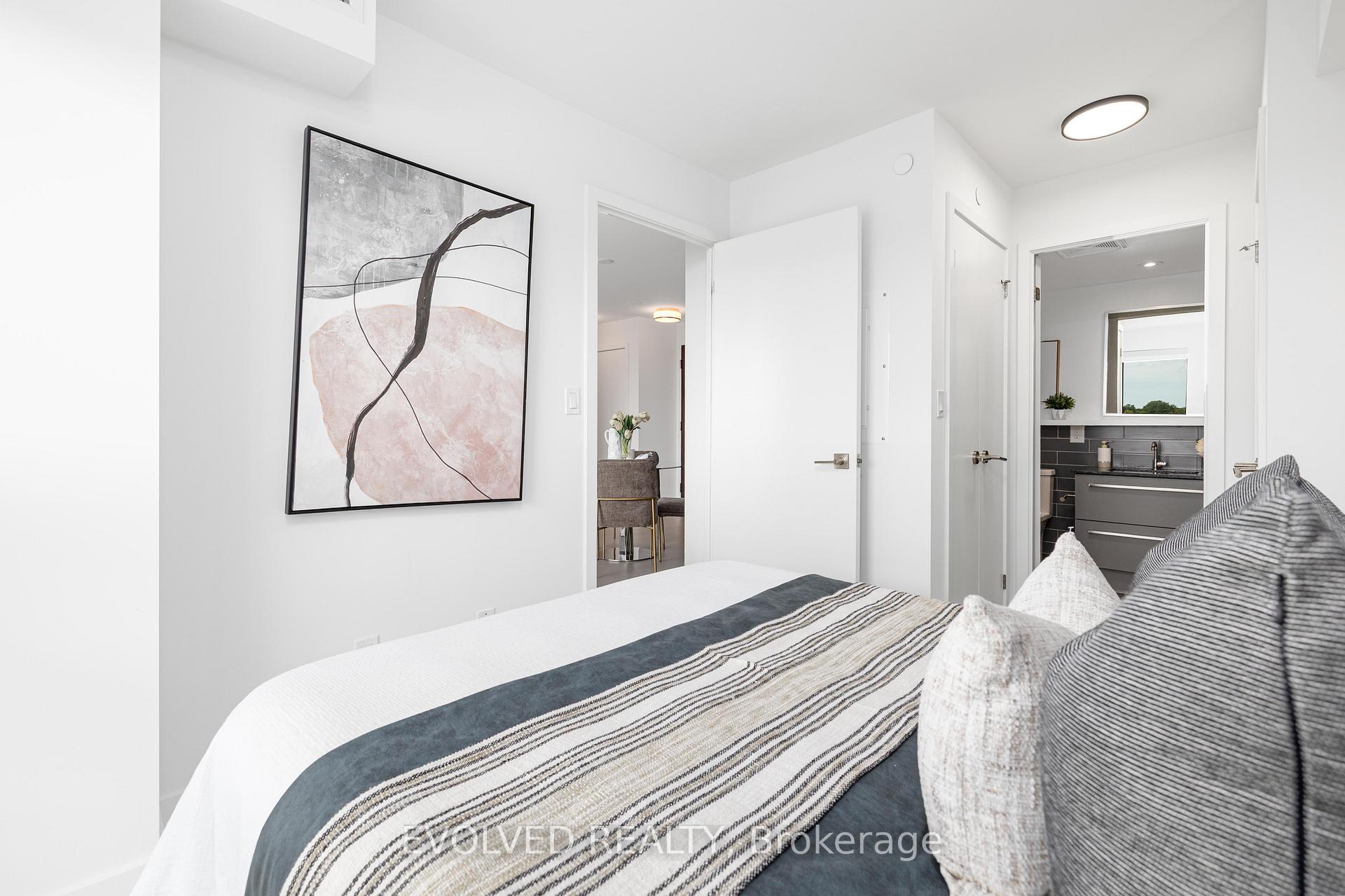 Photo 15 of Unit 620, 120 varna Drive, Toronto, Englemount-Lawrence — HOMEH