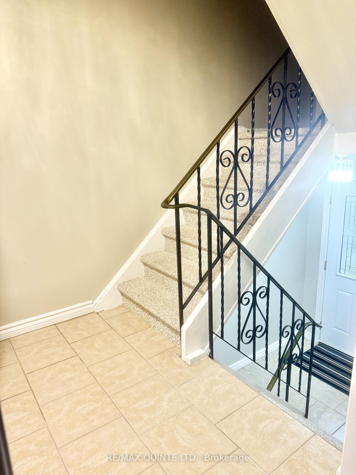 Photo 3 of Unit 24, 52 O'Hare Street, Belleville, Belleville Ward — HOMEH
