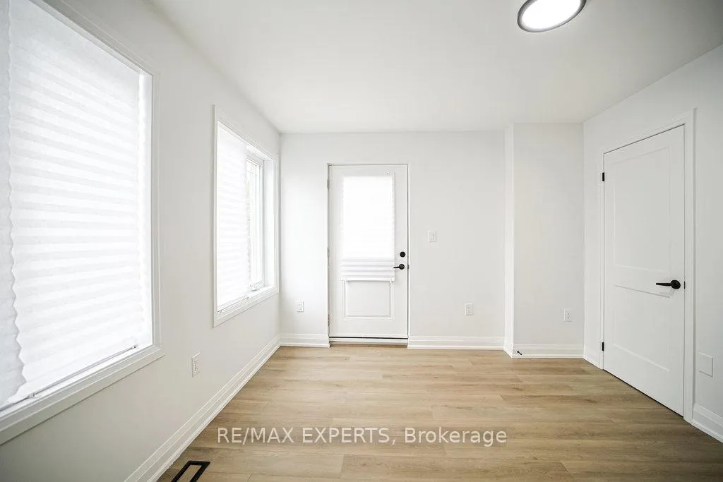 Photo 12 of Unit 3, 426 Veterans Drive, Barrie, Holly — HOMEH