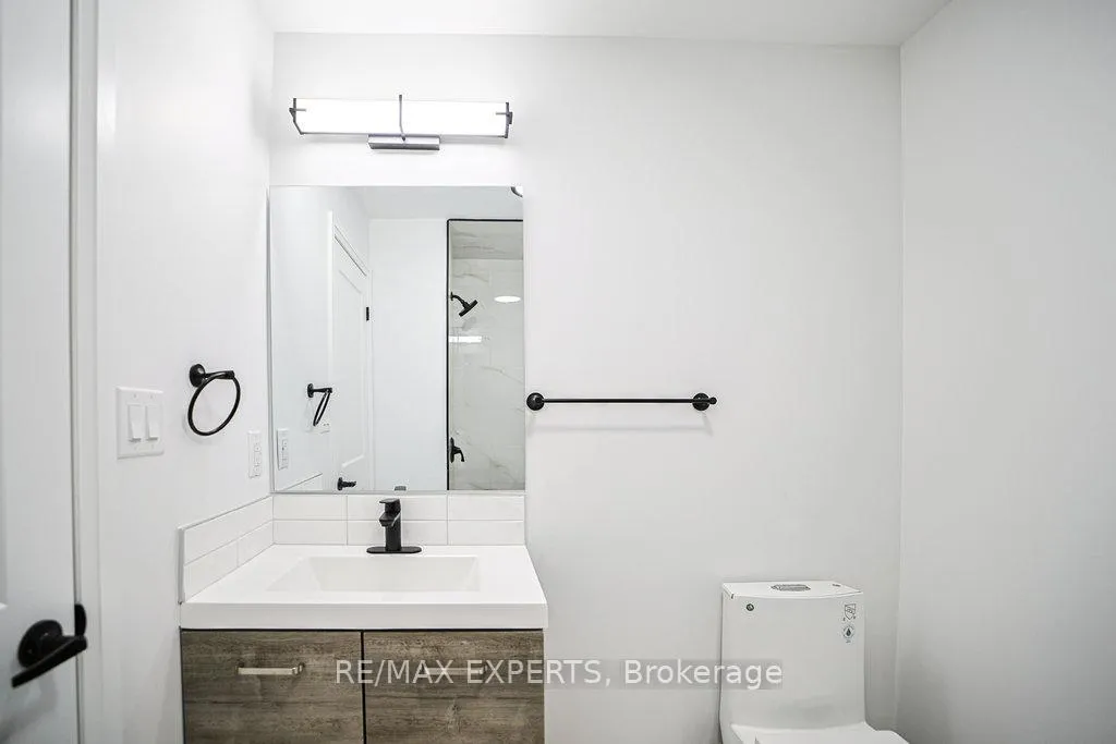 Photo 14 of Unit 3, 426 Veterans Drive, Barrie, Holly — HOMEH