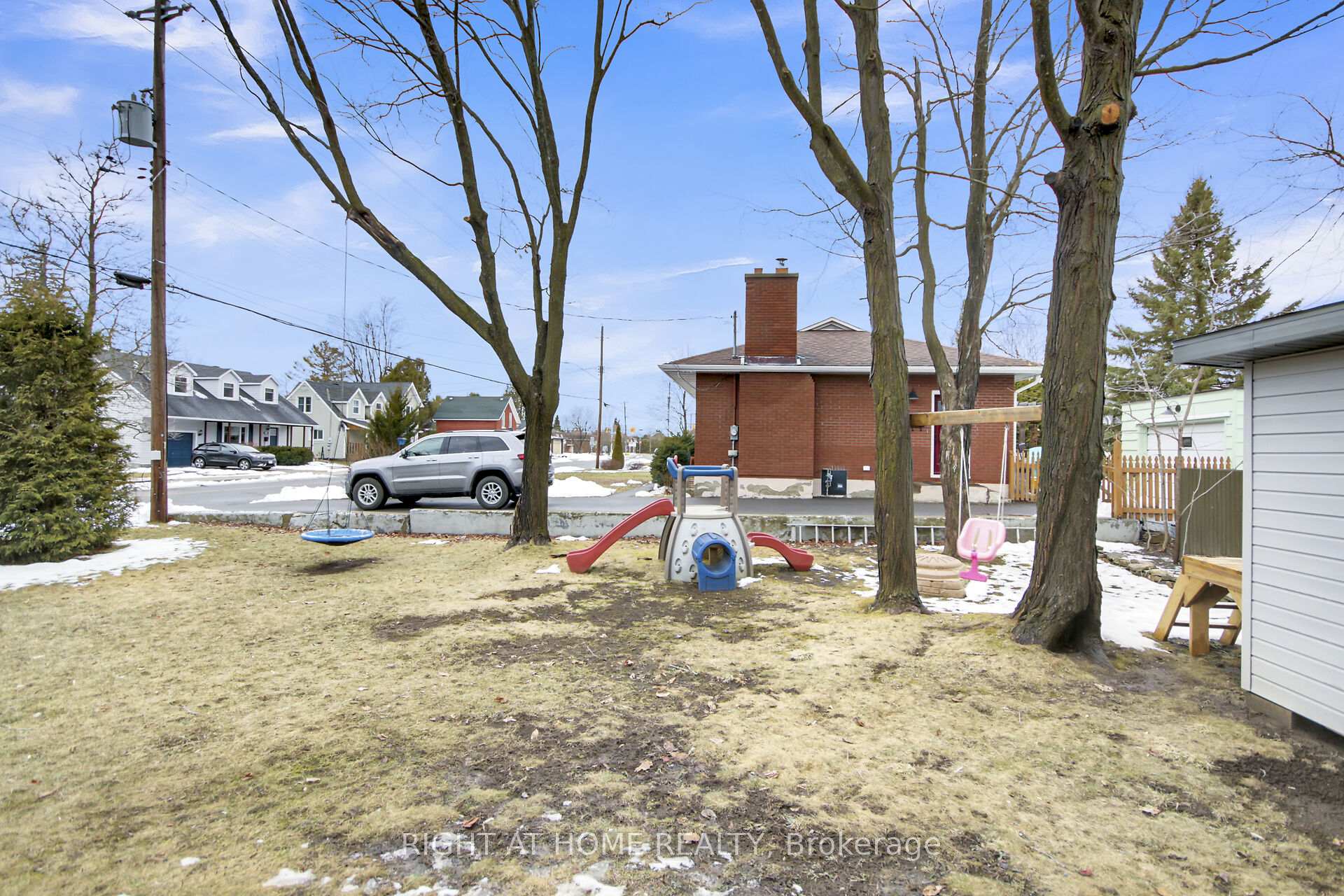 Photo 33 of 267 Joseph Street, Carleton Place — HOMEH