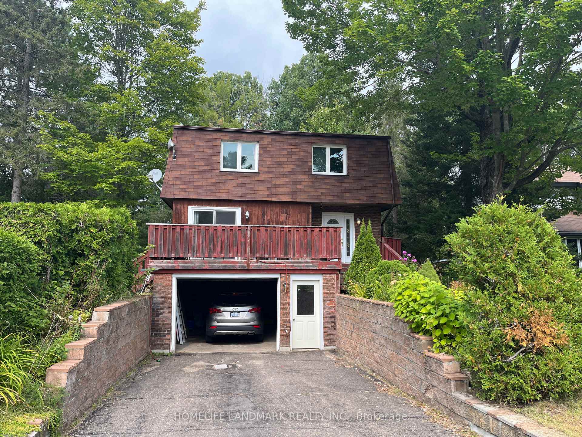 Photo 1 of 136 Frontenac Crescent, Deep River — HOMEH