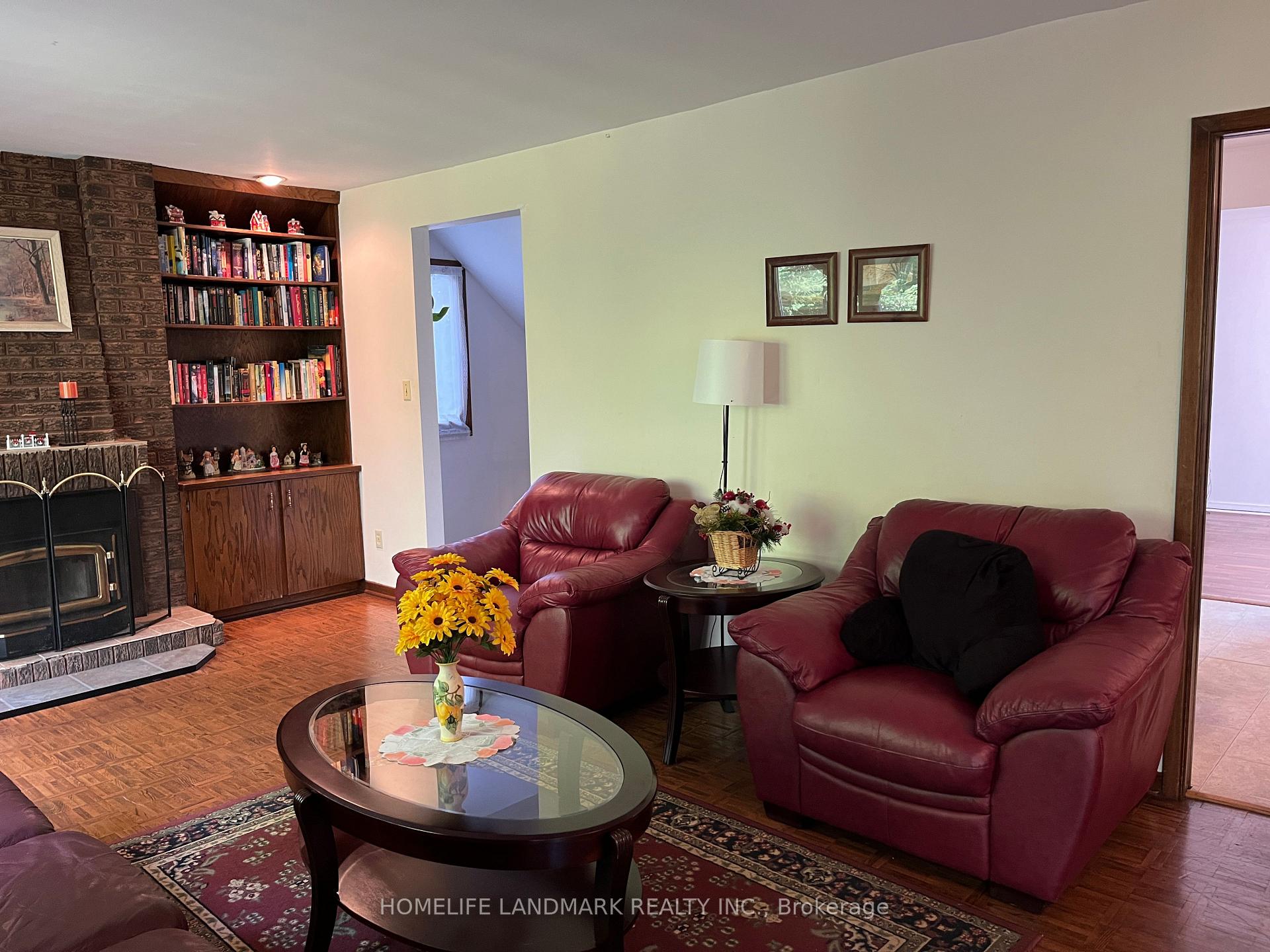 Photo 5 of 136 Frontenac Crescent, Deep River — HOMEH