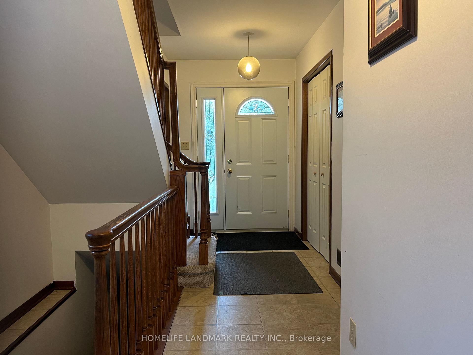 Photo 14 of 136 Frontenac Crescent, Deep River — HOMEH