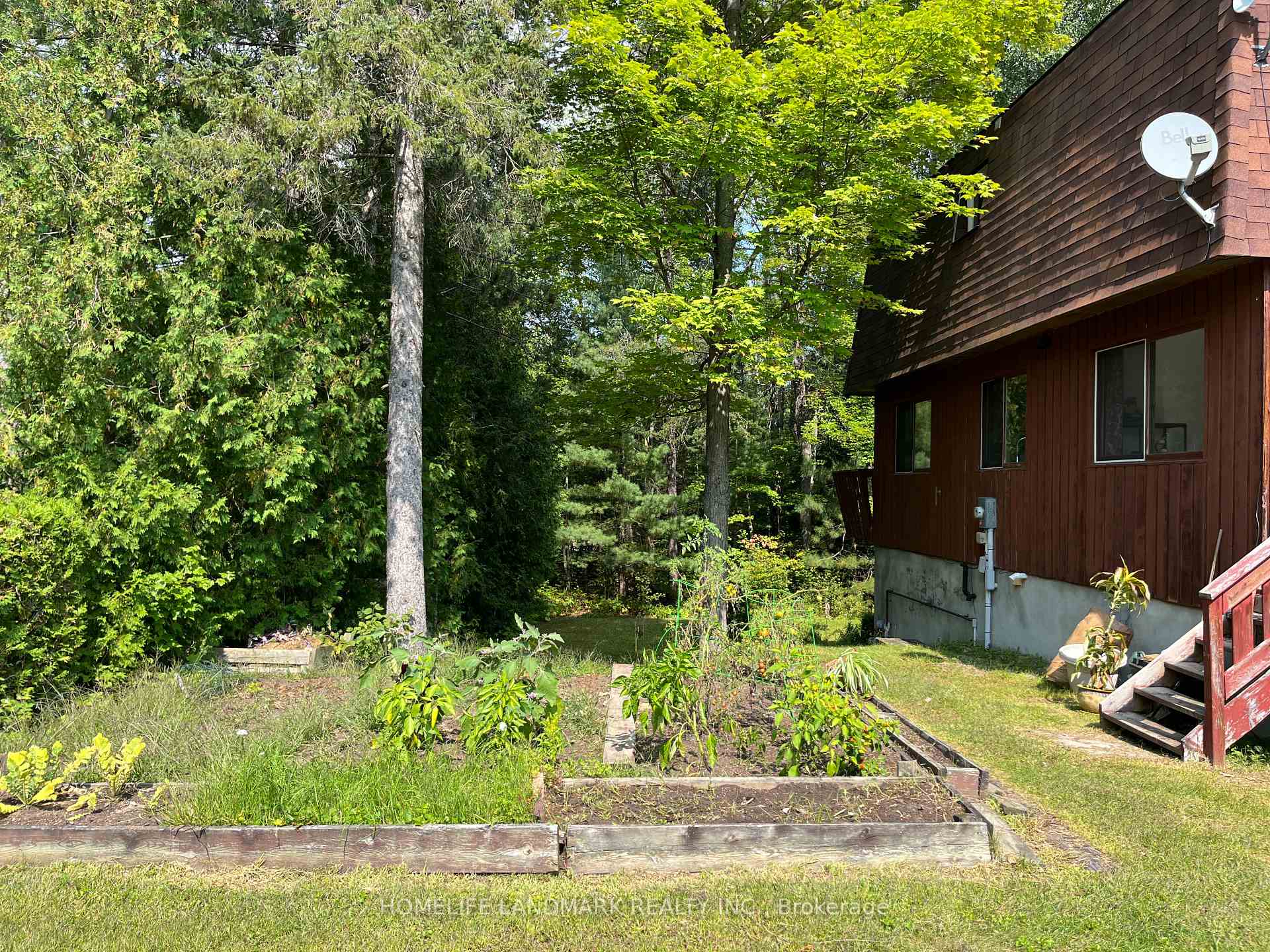 Photo 28 of 136 Frontenac Crescent, Deep River — HOMEH