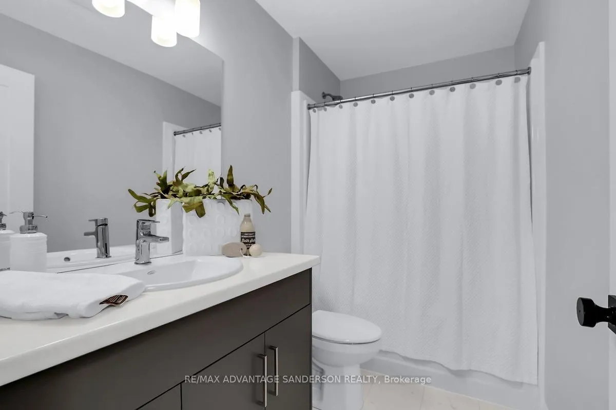 Photo 35 of Unit 130, 93 Stonefield Lane, Middlesex Centre, Ilderton — HOMEH